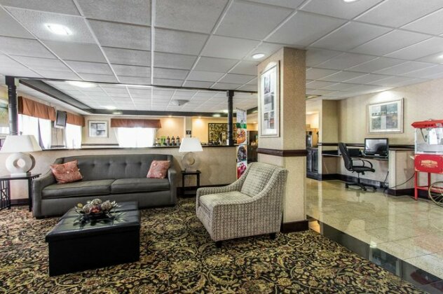 Quality Inn & Suites Memphis - Photo3