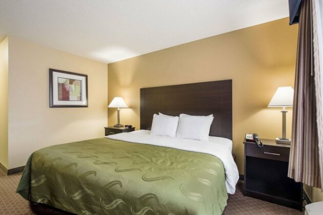 Quality Inn & Suites Menomonie - Photo2
