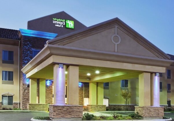 Holiday Inn Express Hotel & Suites Merced - Photo2