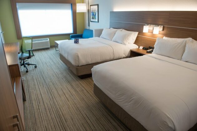 Holiday Inn Express & Suites - Merrillville - Photo2