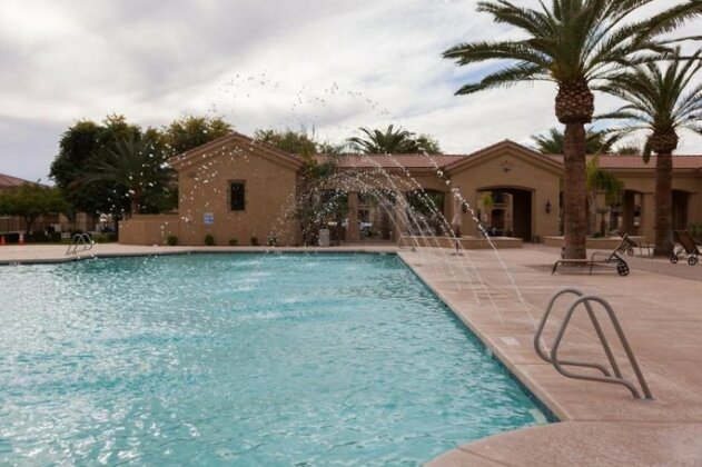 4br Townhome W/ Clubhouse Heated Pool/Spa - Photo3