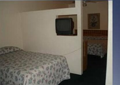 Colonade Motel Suites - Photo4