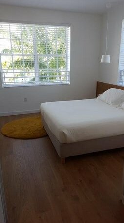 Bright 1 bedroom on Ocean Dr 204 - Photo5