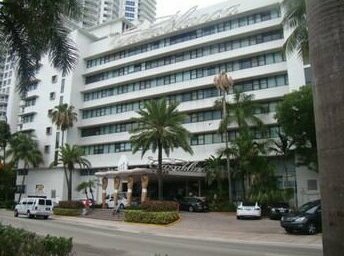Casablanca by Design Suites Miami