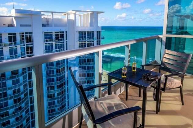Cote D'Azur Ocean Apartments Miami Beach - Photo2
