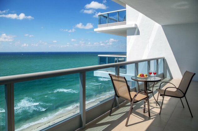 Cote D'Azur Ocean Apartments Miami Beach - Photo4