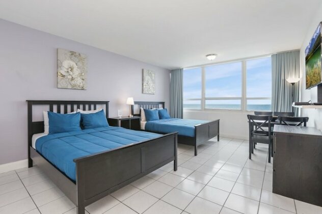 Miami Beach Apartments by Mia Rentals - Photo2