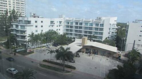 MiamiBeachFront + Pool + Parking 4 - Photo2