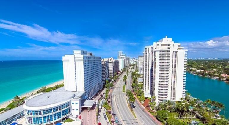 The Castle Hotel Miami Beach