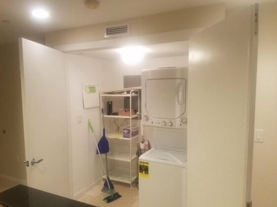 Brickell Deluxe Apartment with Free Parking - Photo5