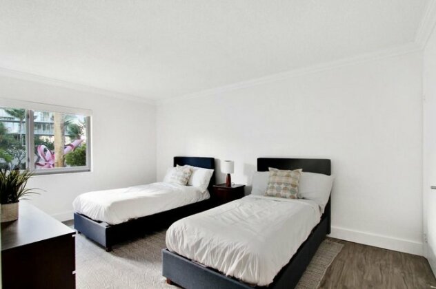 Charming 2BR in Coconut Grove by Sonder - Photo5