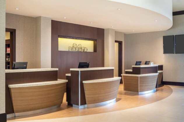 Courtyard by Marriott Miami Airport - Photo3
