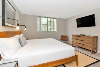 Dharma Home Suites Coral Gables at Grand Plaza