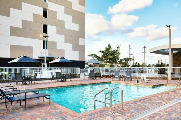 Fairfield Inn & Suites by Marriott Miami Airport West/Doral - Photo4