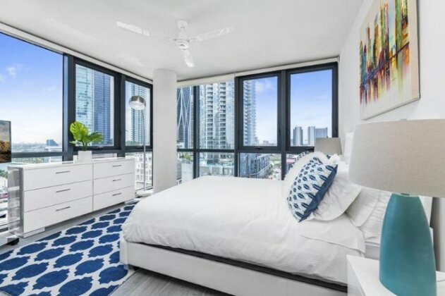 Global Luxury Suites Downtown Miami - Photo5