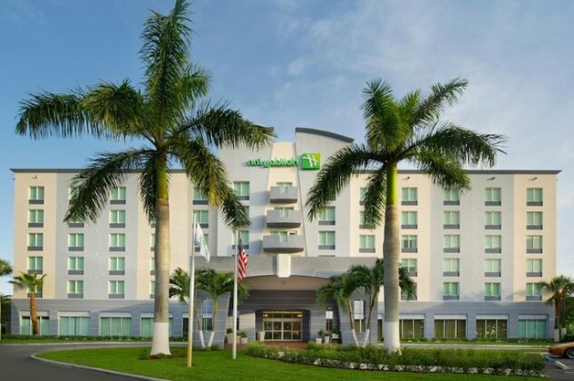 Holiday Inn Hotel Miami-Doral Area - Photo2