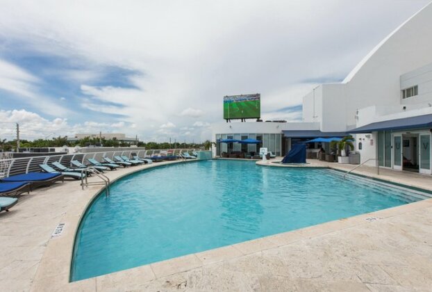 Nuvo Suites Hotel - Miami / Doral - Photo3
