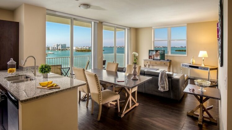 Shorecrest Miami Bay Luxury Apartments - Photo2