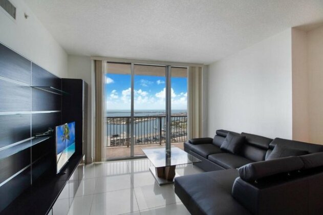Spectacular Bay and Ocean Views from the 51st floor - Photo3