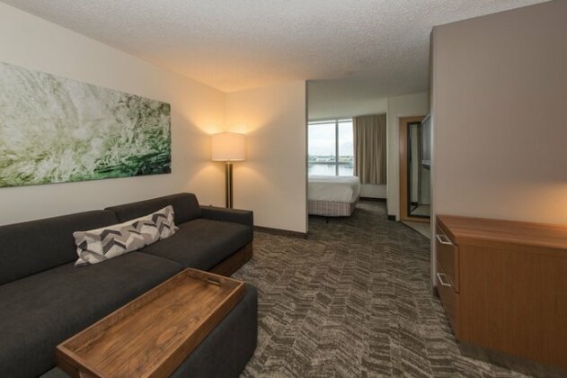 SpringHill Suites Miami Airport South - Photo3