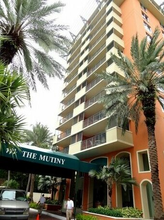 The Mutiny Luxury Suites Hotel