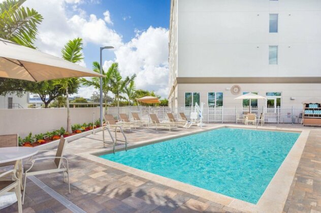 Wingate by Wyndham Miami Airport - Photo4