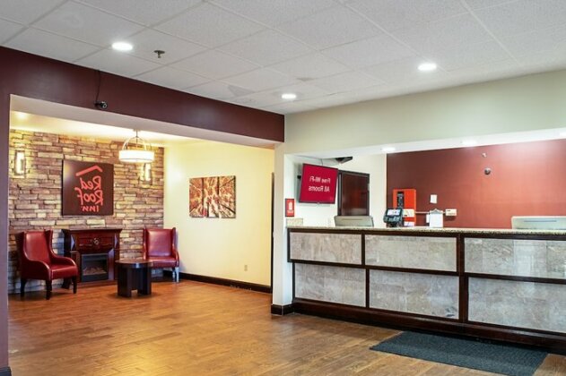 Red Roof Inn & Suites Middletown - Franklin - Photo4
