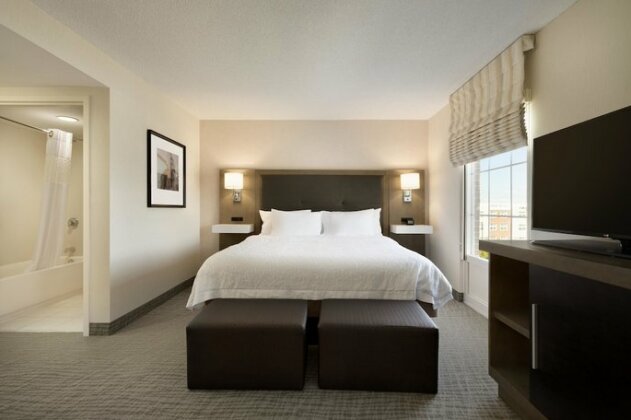 Hampton Inn & Suites Middletown - Photo4
