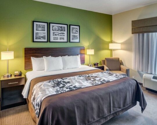 Sleep Inn & Suites Midland - Photo2