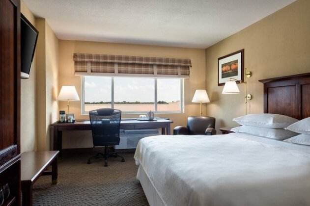 Sheraton Hotel Midwest City at the Reed Conference Center - Photo4