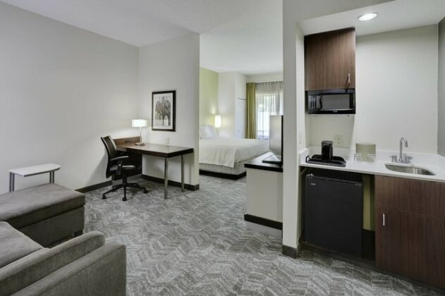 SpringHill Suites Milford - Photo5