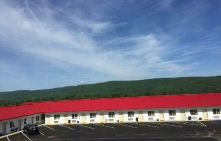 Apple Inn and Suites Cooperstown Area