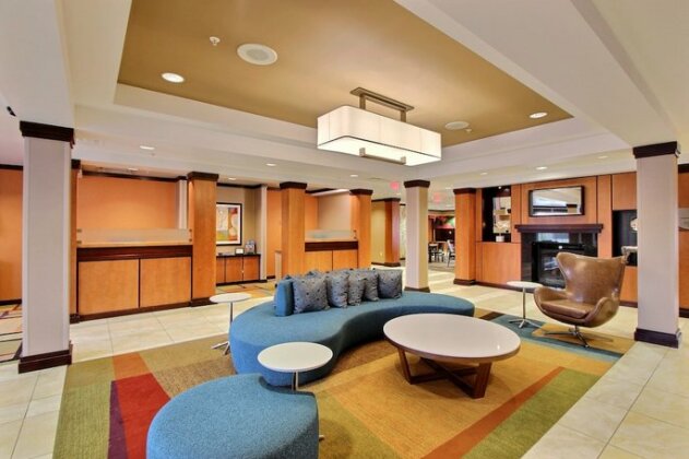 Fairfield Inn & Suites by Marriott Milwaukee Airport - Photo2