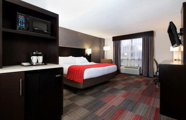 Holiday Inn Milwaukee Riverfront - Photo5