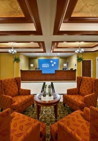 Holiday Inn Express Hotel & Suites Minden - Photo5
