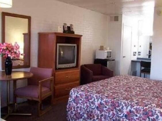 Budget Host Mesa Motel - Photo5