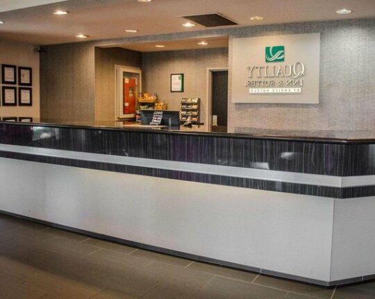 Quality Inn & Suites Mobile - Photo5