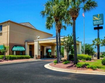 Quality Inn & Suites Mobile