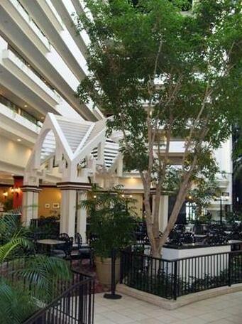 Embassy Suites Montgomery - Hotel & Conference Center - Photo4