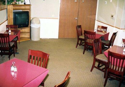 Holiday Inn Express Hotel & Suites Montrose - Townsend - Photo4