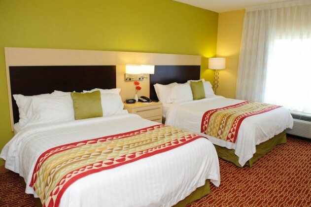 TownePlace Suites by Marriott Charlotte Mooresville - Photo4