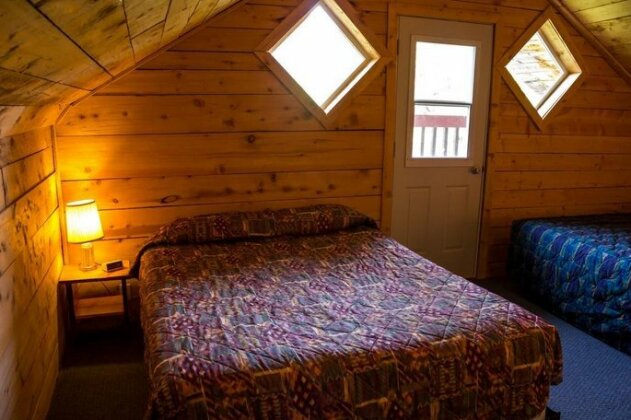 Midnight Sun Log Cabins