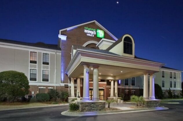 Holiday Inn Express Hotel & Suites Morehead Cty