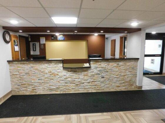 Days Inn by Wyndham Mounds View Twin Cities North - Photo3
