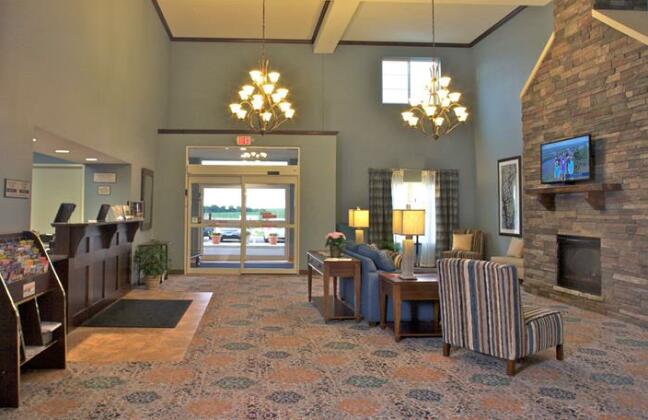 Grandstay Hotel and Suites Mount Horeb - Photo4