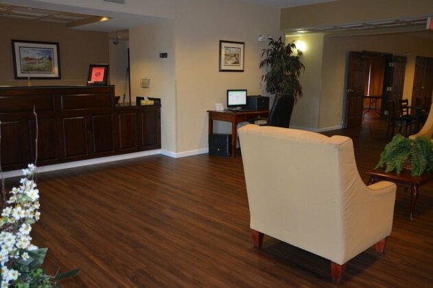 Countryside Inn and Suites - Photo3