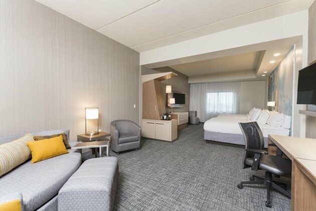 Courtyard by Marriott Mt Pleasant at Central Michigan University - Photo3