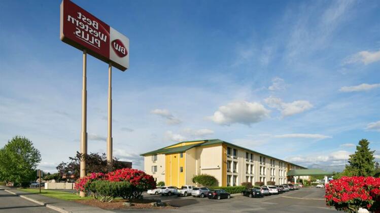 Best Western Plus Skagit Valley Inn and Convention Center - Photo2