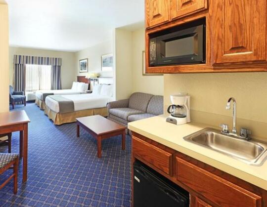 Holiday Inn Express Hotels & Suites Mountain Home - Photo5