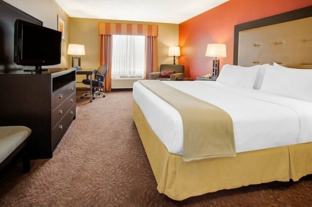 Holiday Inn Express & Suites - Muncie - Photo5